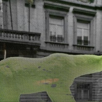 À l'envi et aux alent-ours