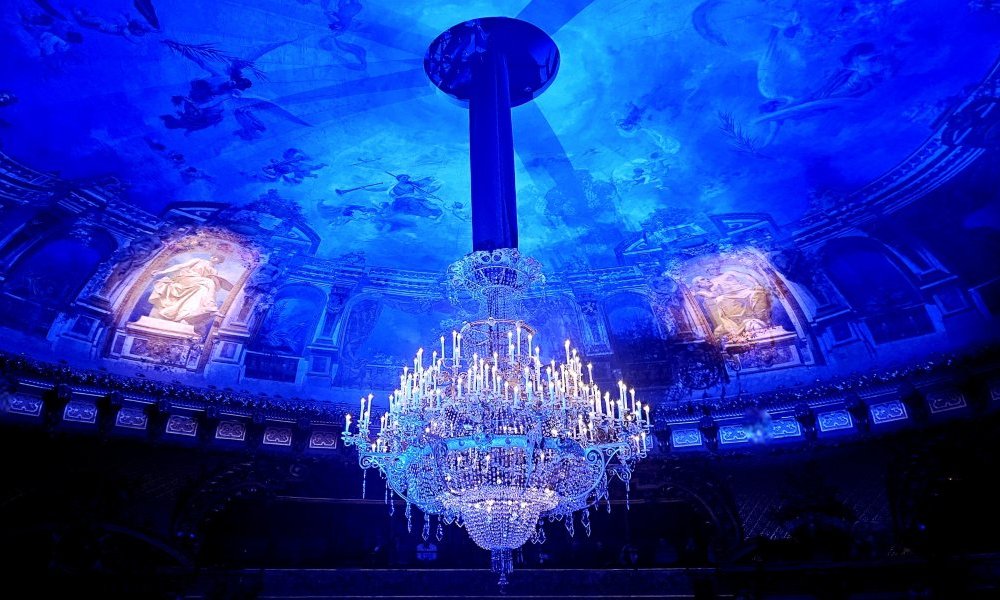 Lueur réprobatrice ?