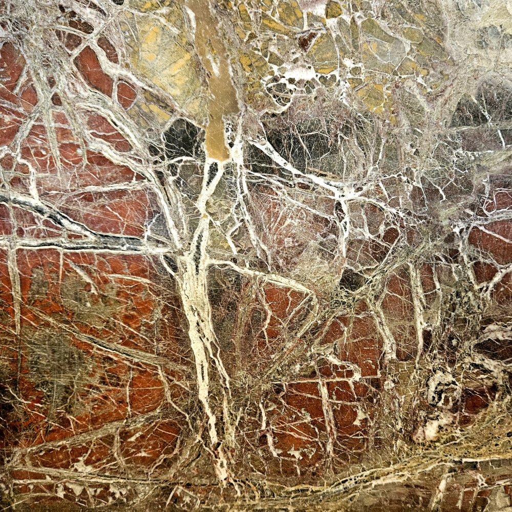 Inscription dans le marbre