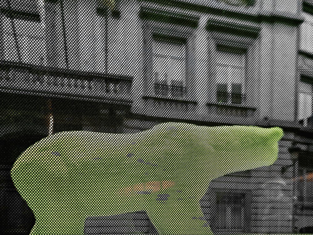 À l'envi et aux alent-ours